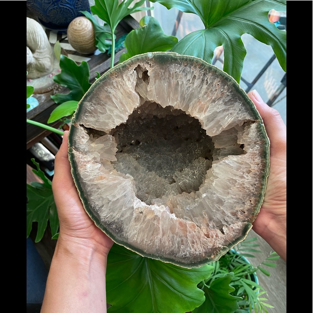 Agate Geode from Brazil - Picture 5 of 10